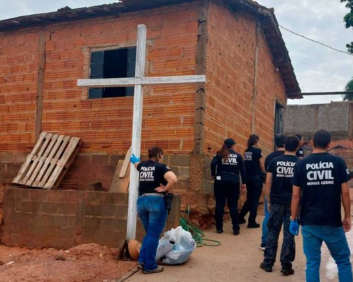 Pai De Santo Est Entre Os Presos Acusados De Furtar Ossos Humanos Em