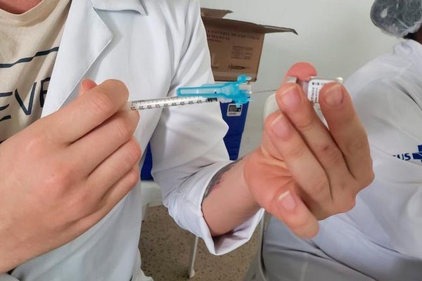 Prefeitura Municipal divulga novo calendário de vacinação contra a Covid-19 em Patos de Minas