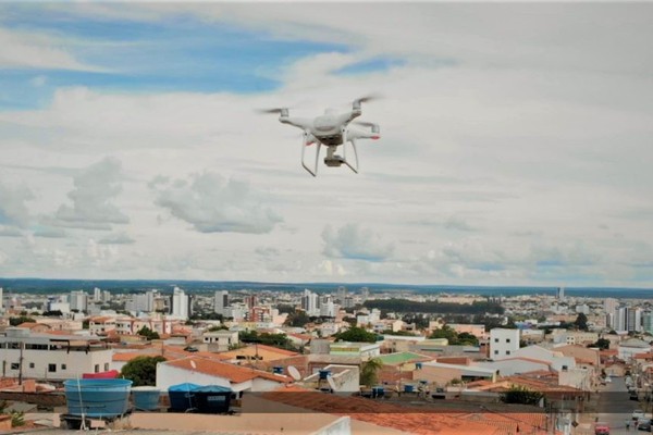 Agentes terão drones e mosquitos modificados para combater a Dengue em Patos de Minas