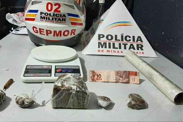 Ações da Polícia Militar contra o tráfico de drogas termina com quatro pessoas na Delegacia