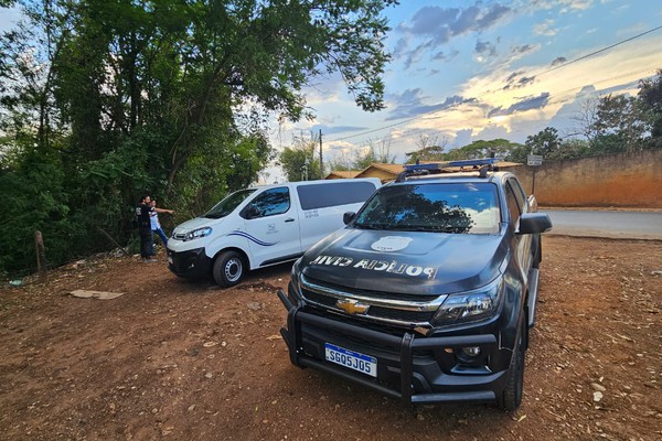 Polícia acredita que ossadas encontradas dentro do Rio Paranaíba são de dois jovens assassinados este ano
