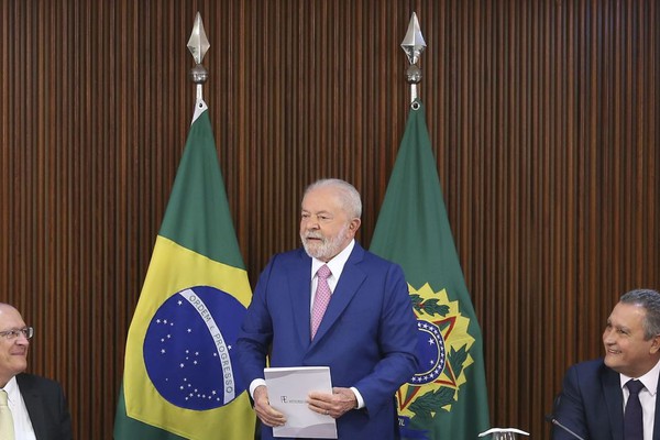 Lula diz que terá a mais importante relação com o Congresso Nacional