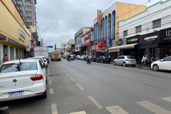 Prefeitura abre Consulta Pública sobre a volta do estacionamento rotativo em Patos de Minas