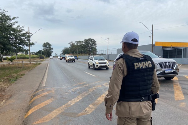 Polícia Militar Rodoviária reforça fiscalização nas rodovias da região durante a Fenamilho 2026