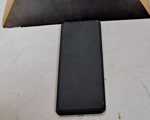 Mulher é presa por receptação ao tentar vender celular furtado em Patos de Minas
