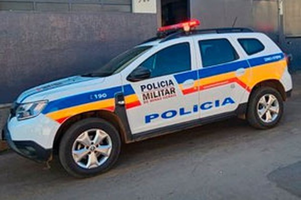 Avó acusada de empurrar e xingar professora da neta em escola vai responder na justiça
