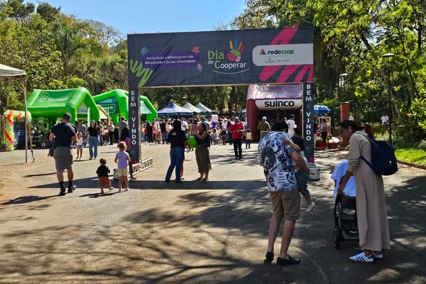 Rede Coop promove o Dia de Cooperar e leva diversão e solidariedade ao Parque do Mocambo