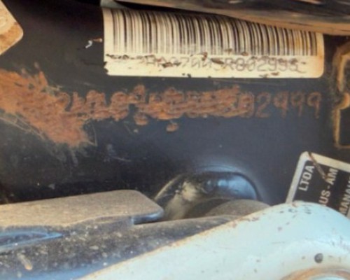 Jovem é preso em Honda/Biz com placa  de Honda/CBX em Patos de Minas