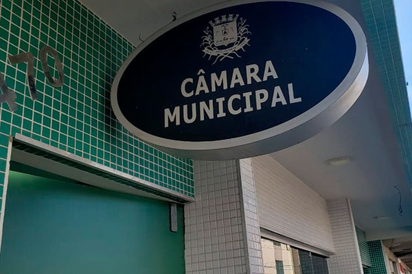 Câmara de Patos de Minas define calendário de reuniões para 2021; dia 28/01 é a primeira