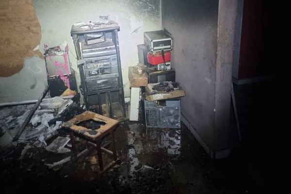 Incêndio em residência no bairro Jardim Paulistano causa estragos e levanta suspeita contra ex-cônjuge