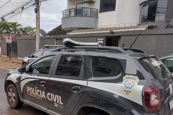 PC prende acusado de extorquir ex com ameaça de publicar fotos íntimas em Unaí
