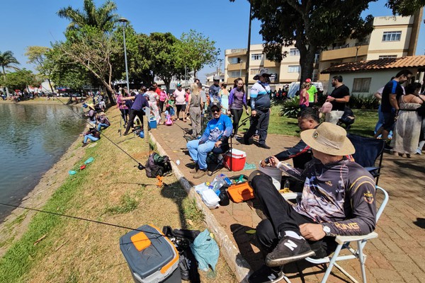Entre pescados e estórias; torneio de Pesca na Lagoa Grande vira programa de domingo dos patenses