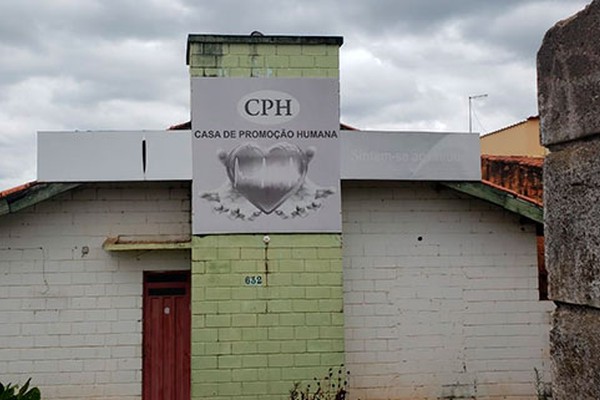Prefeitura fecha Casa de Promoção Humana e cria Casa de Passagem para abrigar migrantes