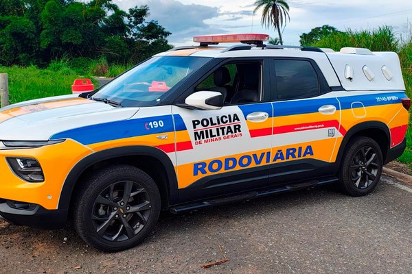 Motorista de treminhão é preso com documento falso na BR 352, em Patos de Minas