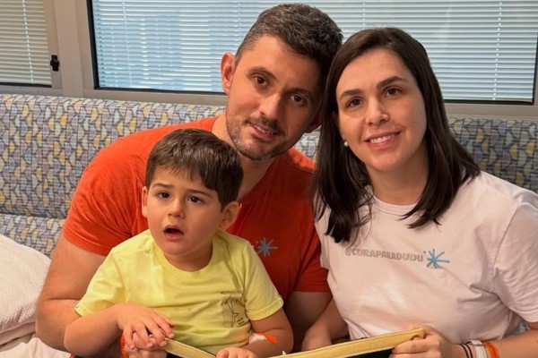 Dudu está curado, anunciam os pais  na rede social da campanha que arrecadou mais de R$ 18 milhões