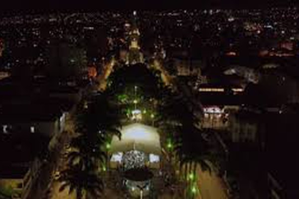 Fenapraça 2026 vem aí! Prefeitura publica editais para contratação de ambulantes e expositores