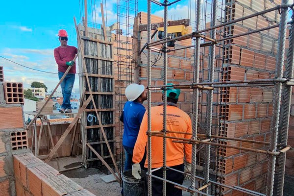 Após dois meses de retração, Patos de Minas volta a gerar empregos formais em setembro