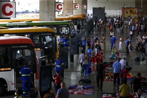Tarifa zero no transporte poderia ser novo Bolsa Família, diz estudo