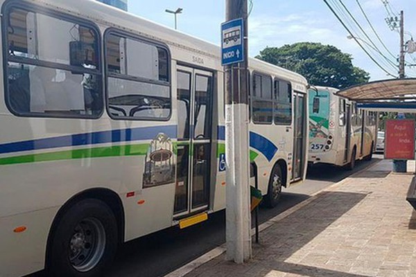 Prefeita Sandra mantém passagem de ônibus em R$ 3,00 e amplia subsídio para custear transporte coletivo