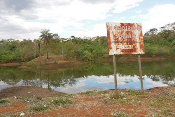 Descarga de esgoto ainda polui represas e nascentes do Parque do Mocambo