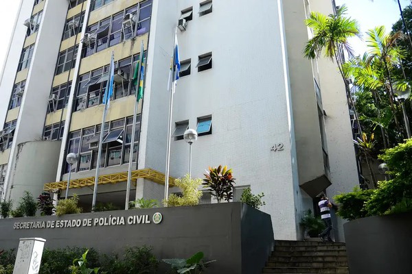 Polícia do Rio faz operações para prender dezenas de integrantes do CV
