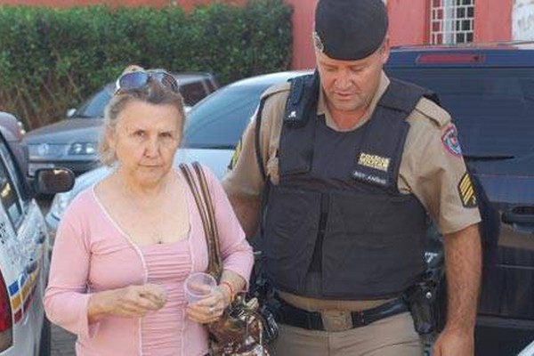 Vovó de 70 anos é presa tentando empréstimo de R$ 14 mil com identidade falsa