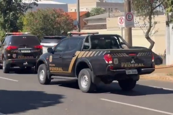 Operação da Polícia Federal fiscaliza indústrias de Patos de Minas e região que utilizam insumos químicos