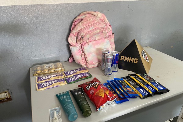 Casal é preso após furtar R$500,00 em produtos de supermercado em Patos de Minas