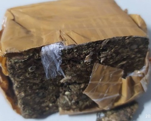 PM prende suspeito de usar a casa da avó para vender drogas em Patos de Minas