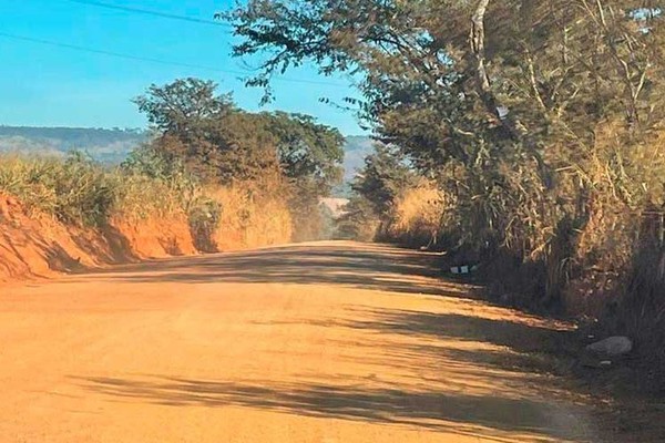 Convênio no valor de R$ 9,5 milhões é assinado para asfaltamento da estrada de Alagoas
