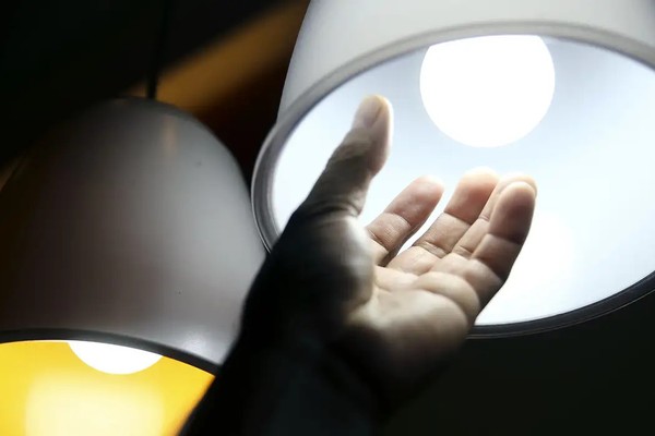 Preços de alimentos caem, inflação perde força e fecha junho em 0,24%