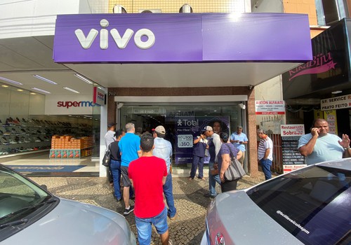 Vivo deixa clientes de Patos de Minas sem internet e celular por quase 24h em Patos de Minas