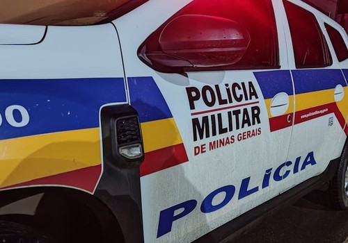 Proibido de se aproximar, homem senta-se em mesa de bar perto da ex-namorada e acaba preso em Patos de Minas