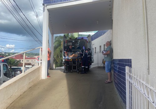 Mulher é esfaqueada pelo ex-companheiro enquanto tomava banho em Patos de Minas