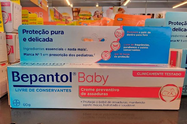 Mulher foragida da Justiça furta em farmácia, se apresenta com nome falso, mas acaba presa