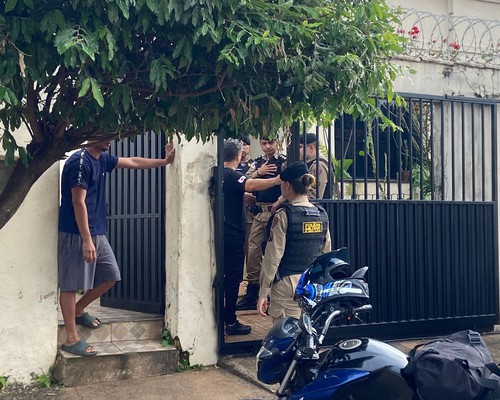 Polícia acredita que idosa encontrada morta dentro de casa em Patos de Minas foi vítima de latrocínio