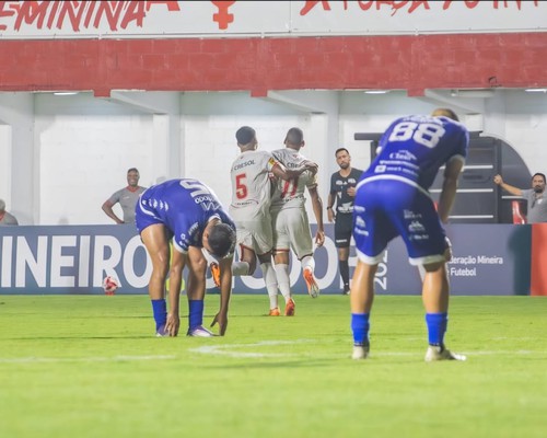 URT perde para o Tombense por 3 a 1, mas se mantém na liderança do Grupo A e com chance de classificação