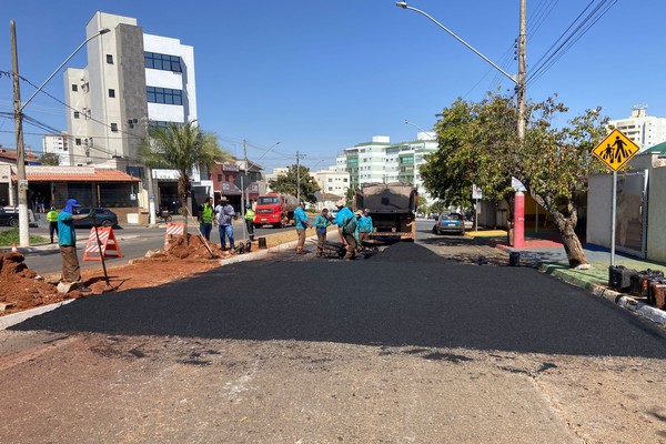 Secretaria de Trânsito interdita av. Padre Almir para construção de travessia elevada