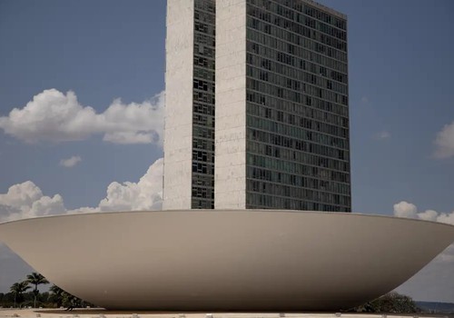 Motta cria comissão para analisar PEC que reduz maioridade penal