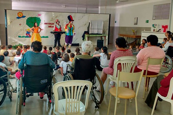 Pandemia reduz recursos e Casa das Meninas pede ajuda da população de Patos de Minas