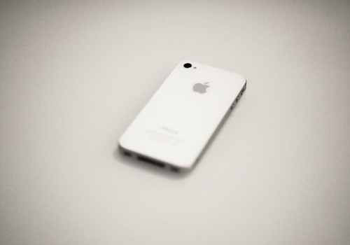 Homem é detido após encontrar Iphone e não devolvê-lo em Patos de Minas