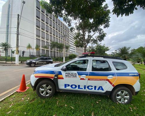 Mãe parte para cima de professora que chamou seus filhos de “esfomeados” e vai parar na Delegacia