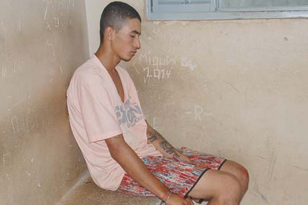 Jovem aplica golpe em adolescente especial e é preso após fugir de vítima de assalto