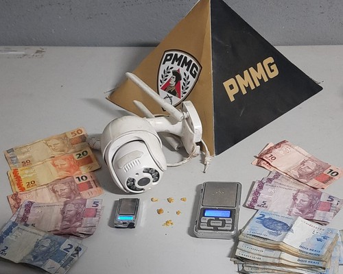 Suspeitos são flagrados com crack e dinheiro e acabam presos por tráfico de drogas em Patos de Minas