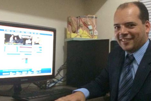 Coordenador do Vestibular da Faculdade Patos de Minas esclarece dúvidas de candidatos