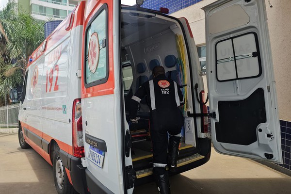 Internada no Hospital Regional, mulher brutalmente agredida após pedir marido para procurar emprego volta a ser ameaçada