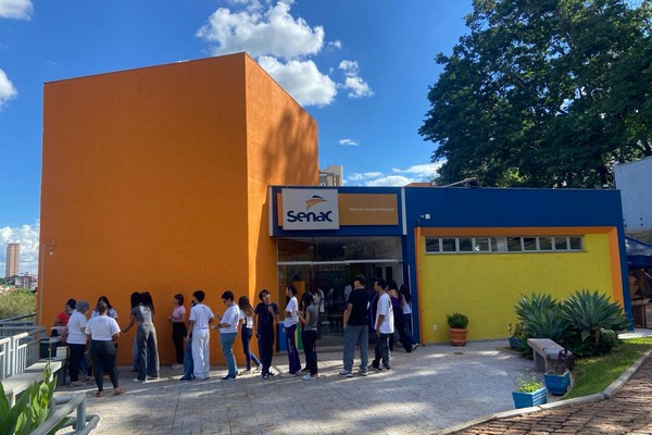 Curso rápido e gratuito oferece qualificação na área de alimentação em Patos de Minas