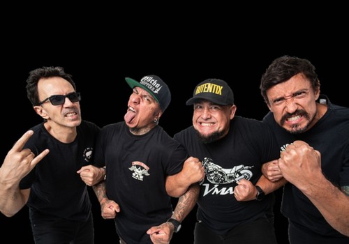 Raimundos fará apresentação com sucessos em show gratuito de pré-carnaval em Patos de Minas