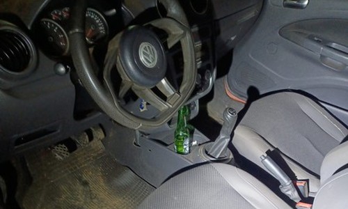 Condutor inabilitado foge de abordagem, abandona carro e é preso após perseguição em Patrocínio