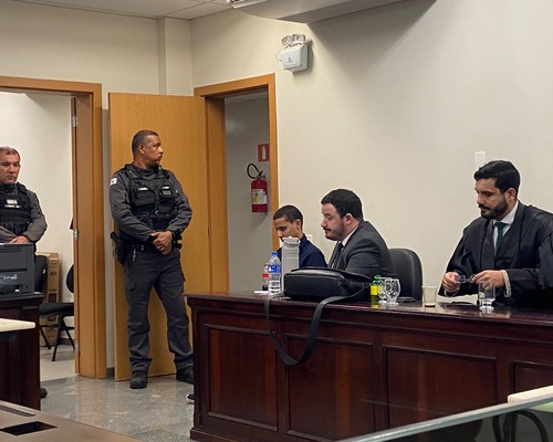 Acusado de incentivar e auxiliar adolescente na morte de enfermeiro é condenado a 20 anos de prisão